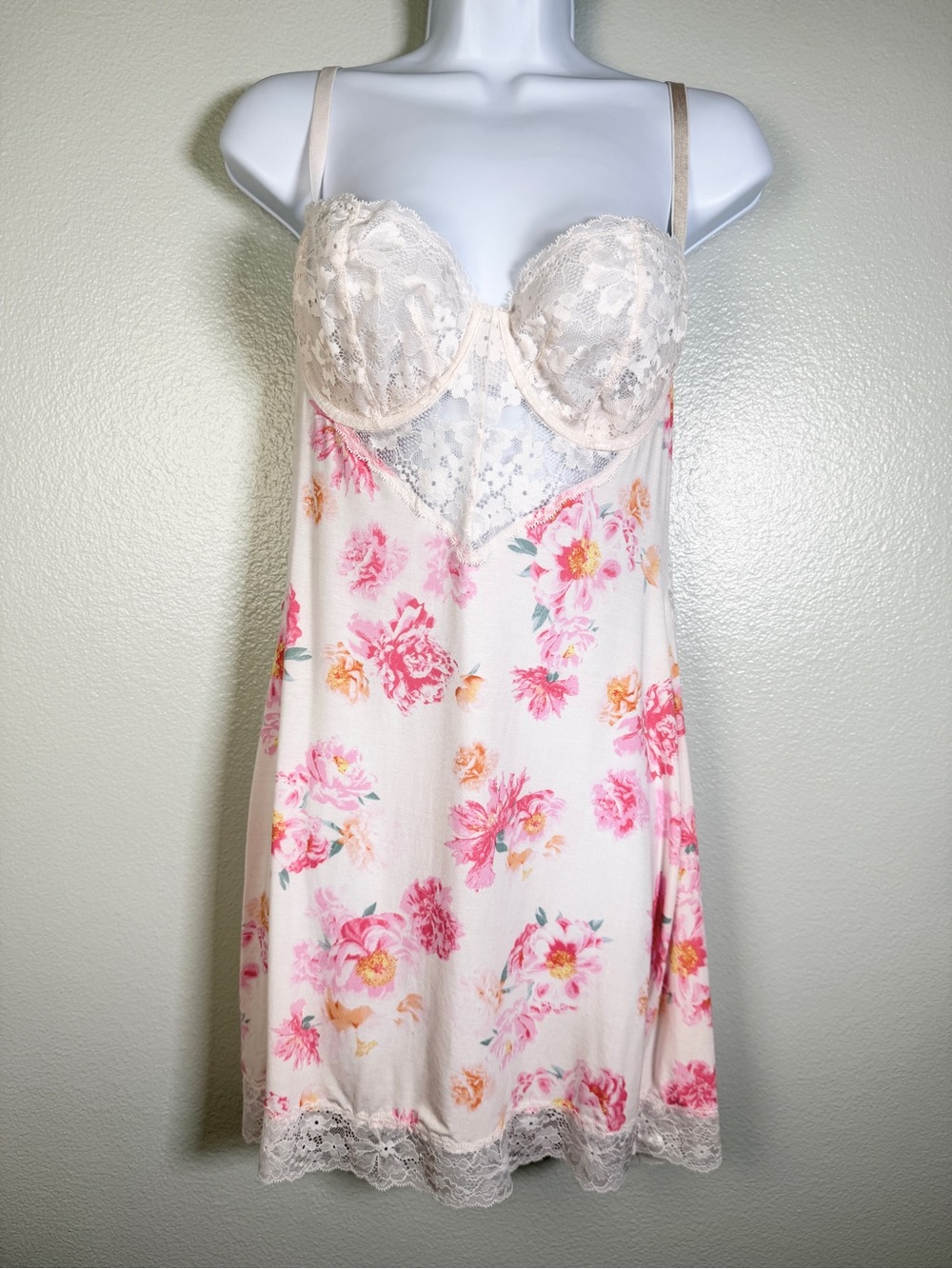 Victoria's Secret White Floral Chemise Babydoll Slip Dress Size Large Underwire